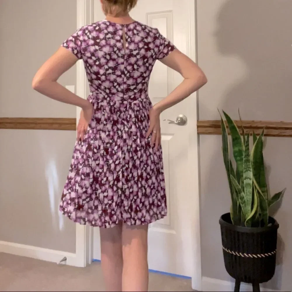 Banana Republic Purple Floral Short Sleeve Pleated Fit & Flare Dress